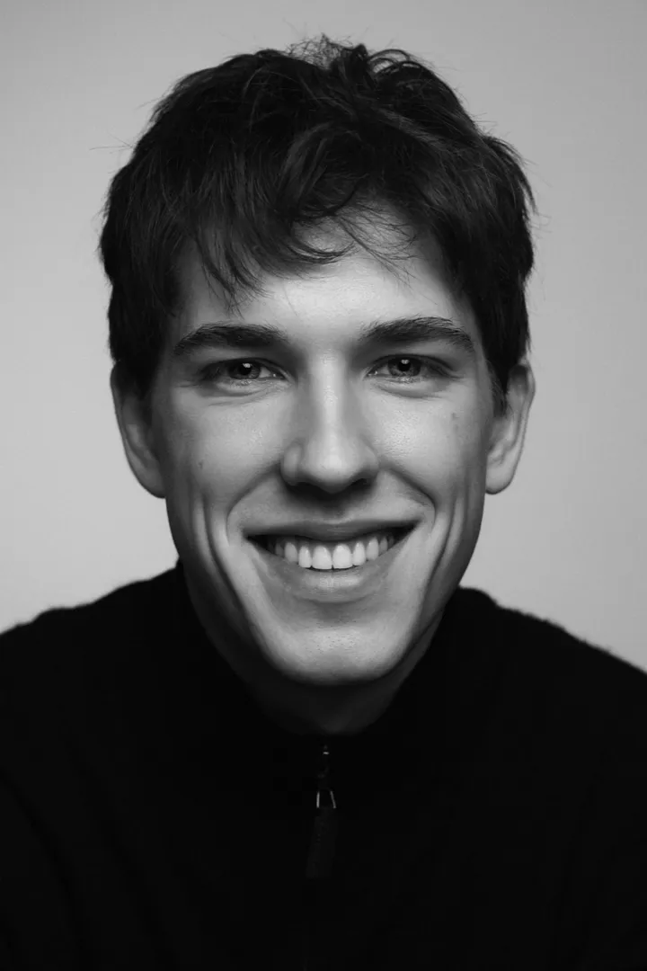 Portrait of Joshua van Schravendijk